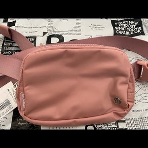NWT Lululemon everywhere belt bag